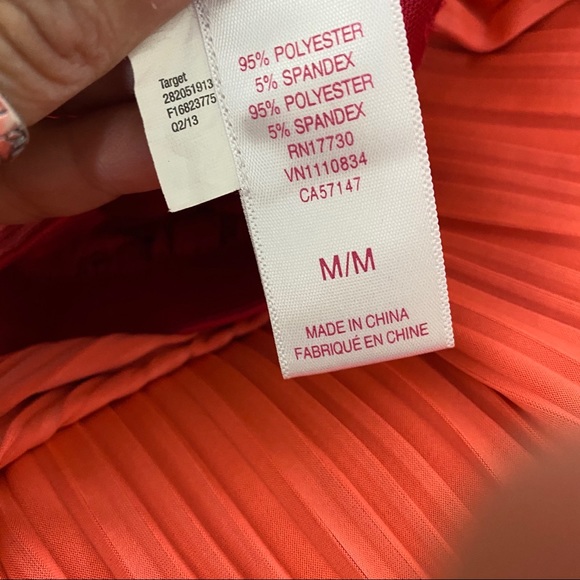 NWOT High Low Skirt M Reversible Pleated Skirt - Picture 7 of 7